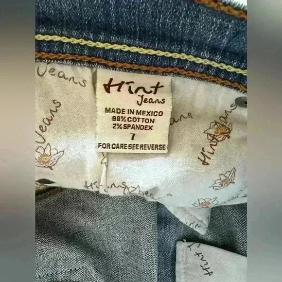 Hint Kick & Flare Jeans with Crystals & Paint Splatter | Size 7 - Picture 13 of 13